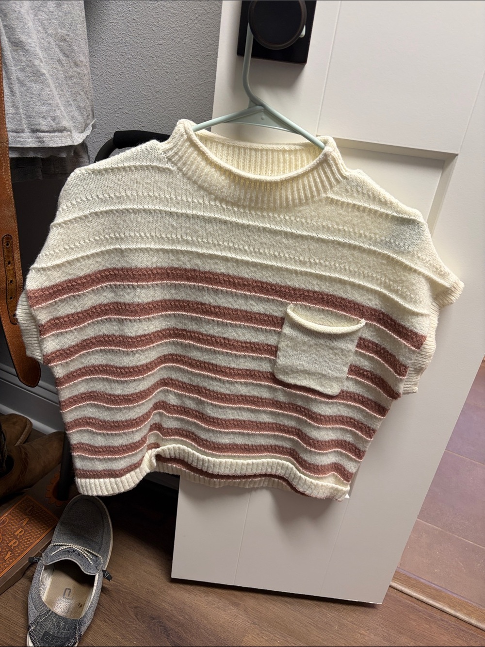 Peach Love California Cream & Dusty Rose Striped Short-Sleeve Sweater